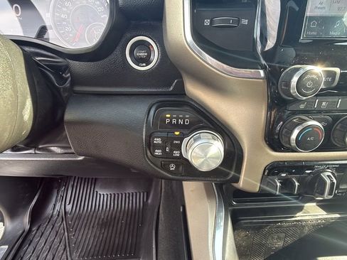 Used 2022 RAM 1500 Laramie AWD/4WD image 25