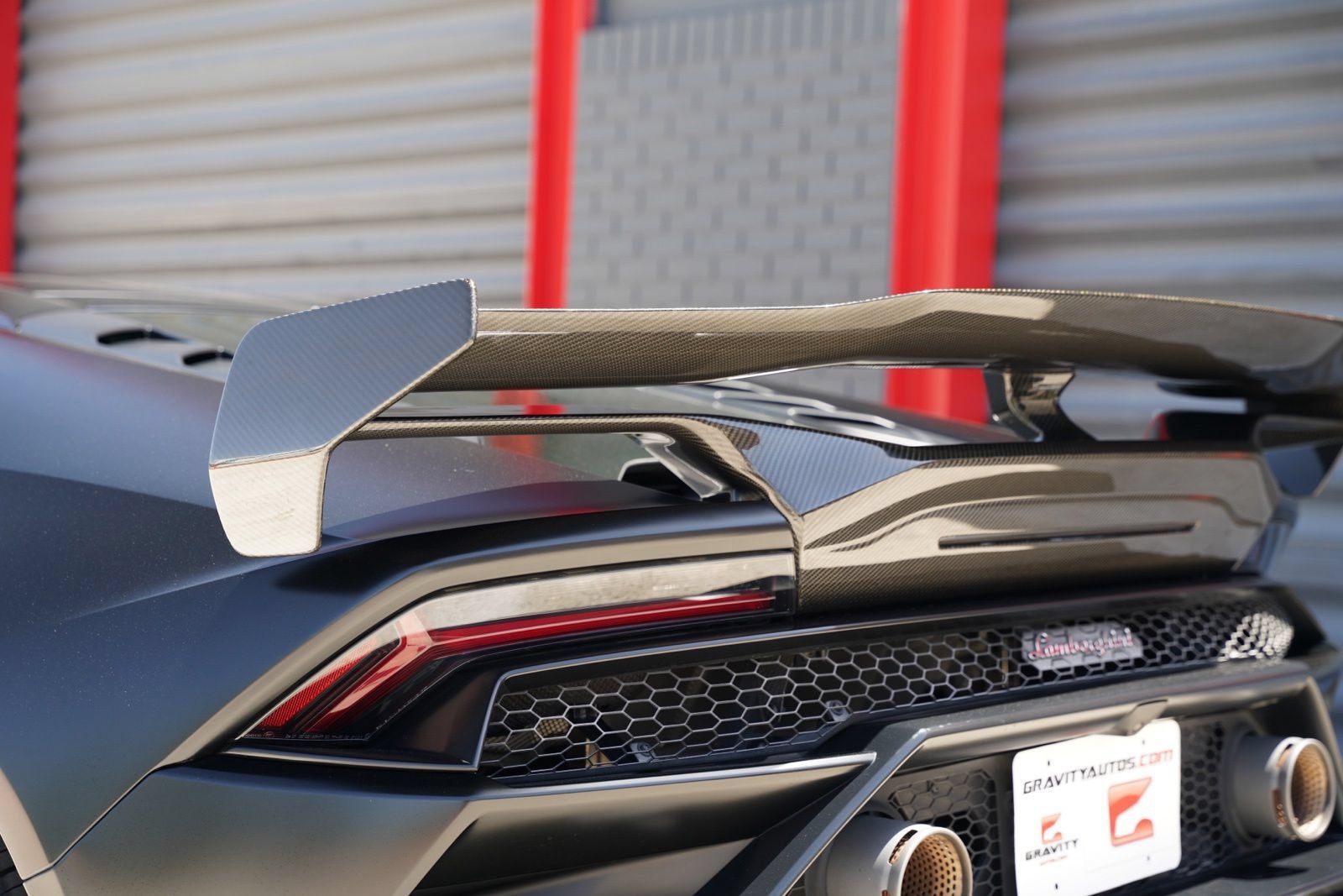 Used 2021 Lamborghini Huracan EVO RWD image 16