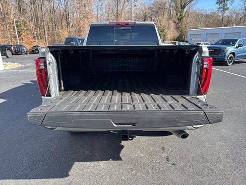 Used 2025 GMC Sierra 2500 Denali w/ Denali Reserve Package image 10