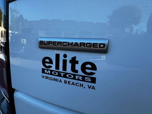 Used 2019 Land Rover Range Rover Supercharged image 32