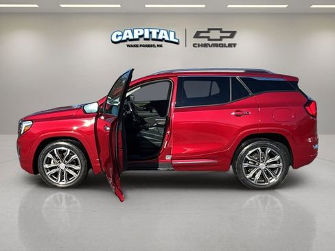 Used 2018 GMC Terrain Denali w/ Advanced Safety Package image 13
