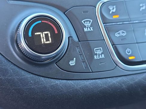 Used 2024 Chevrolet Malibu LT image 18