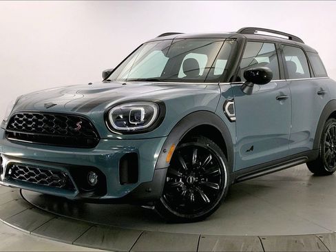 Certified 2024 MINI Cooper Countryman S AWD/4WD image 11