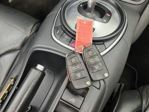 Used 2012 Audi R8 V10 AWD/4WD image 38