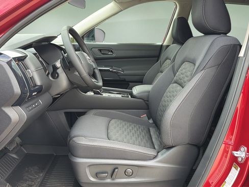 New 2026 Nissan Pathfinder SV AWD/4WD image 19
