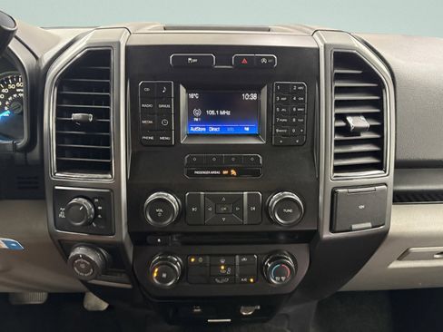 Used 2017 Ford F150 XLT w/ Trailer Tow Package image 10