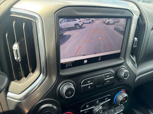 Certified 2019 Chevrolet Silverado 1500 LT Trail Boss AWD/4WD image 22