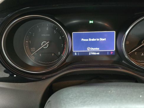 Used 2023 Buick Encore GX Select image 11