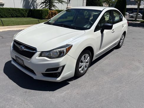 Used 2016 Subaru Impreza 2.0i AWD/4WD image 2