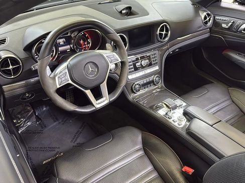 Used 2015 Mercedes-Benz SL 63 AMG image 15