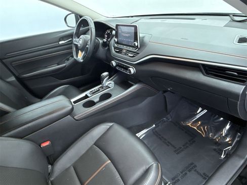Used 2019 Nissan Altima 2.5 SR image 15