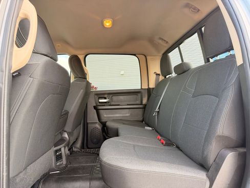 Used 2019 RAM 2500 Tradesman w/ Safety Group AWD/4WD image 27