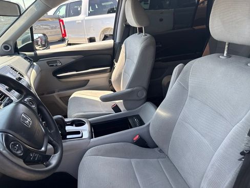 Used 2016 Honda Pilot LX image 8