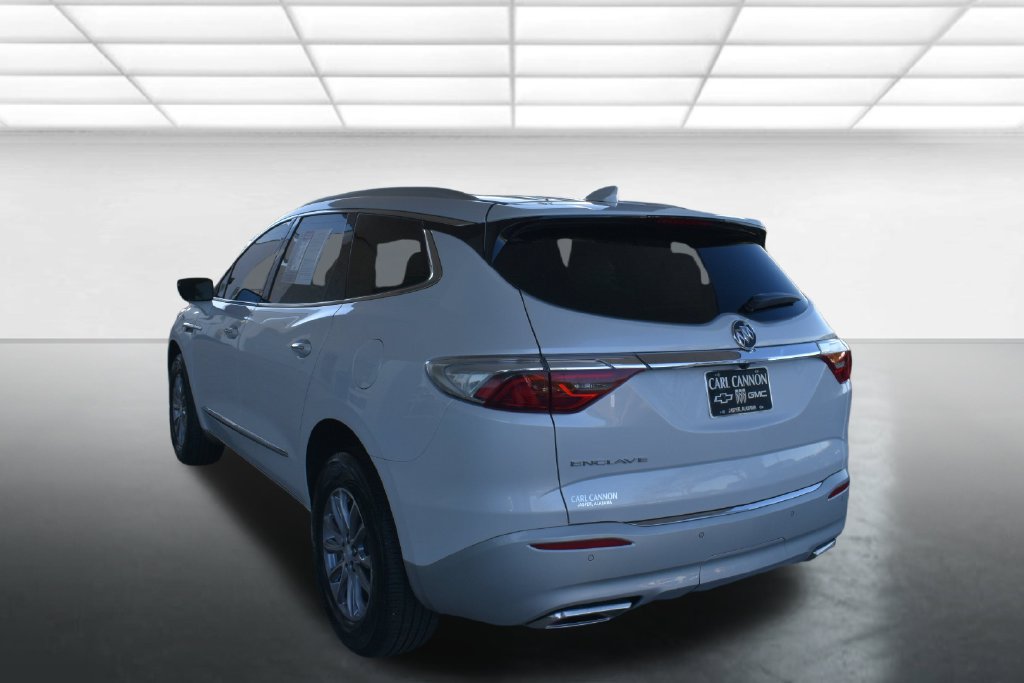 Used 2022 Buick Enclave Essence FWD image 9