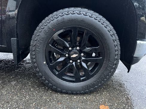 Used 2019 Chevrolet Silverado 1500 LT w/ All-Star Edition image 7