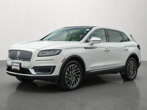 Used 2020 Lincoln Nautilus Reserve w/ Equipment Group 201A AWD/4WD image 3