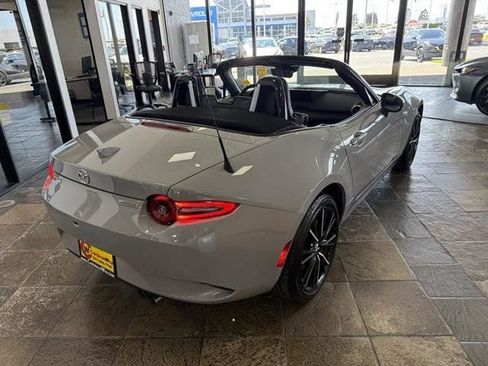 New 2025 MAZDA MX-5 Miata Grand Touring w/ Weather Package image 6