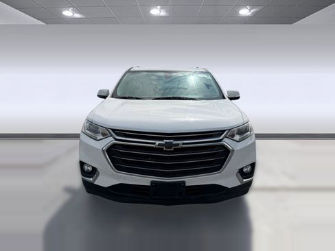 Used 2019 Chevrolet Traverse LT w/ LT Premium Package AWD/4WD image 4