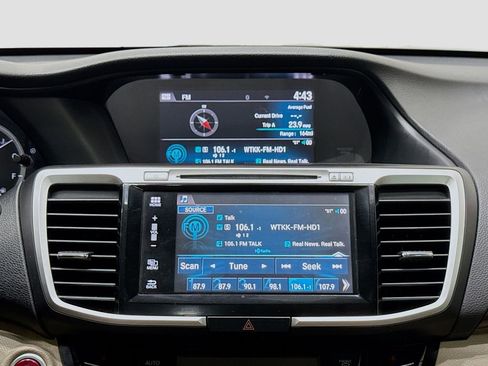 Used 2016 Honda Accord EX-L image 24