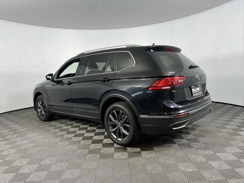 Used 2023 Volkswagen Tiguan SE image 9
