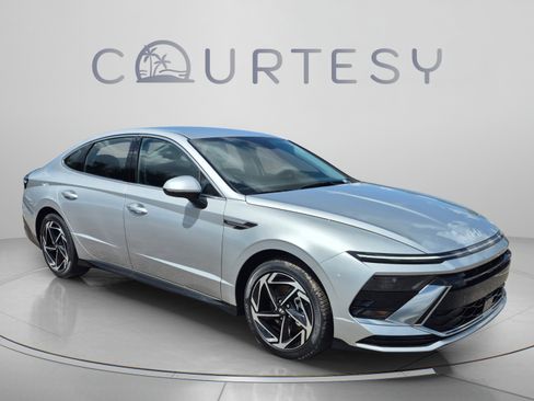 New 2026 Hyundai Sonata SEL FWD image 7