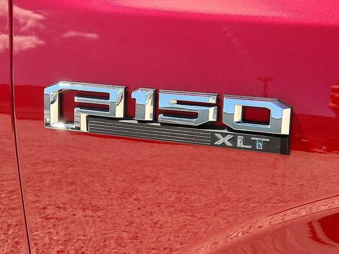 Used 2019 Ford F150 XLT AWD/4WD image 8