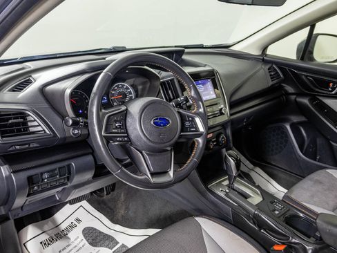 Used 2019 Subaru Crosstrek 2.0i Premium w/ Popular Package #3 AWD/4WD image 3