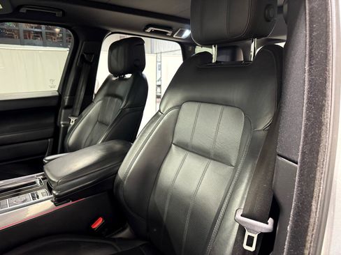 Used 2019 Land Rover Range Rover Sport HSE image 25