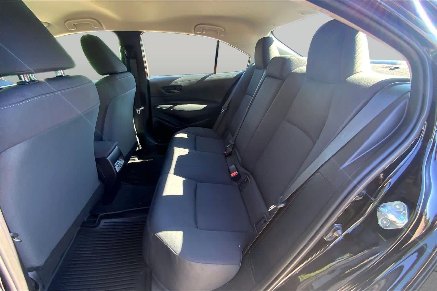 Used 2026 Toyota Corolla LE FWD image 19