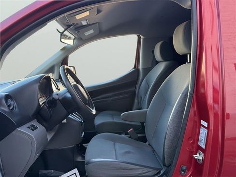Used 2017 Chevrolet City Express LT w/ Technology Package FWD image 11