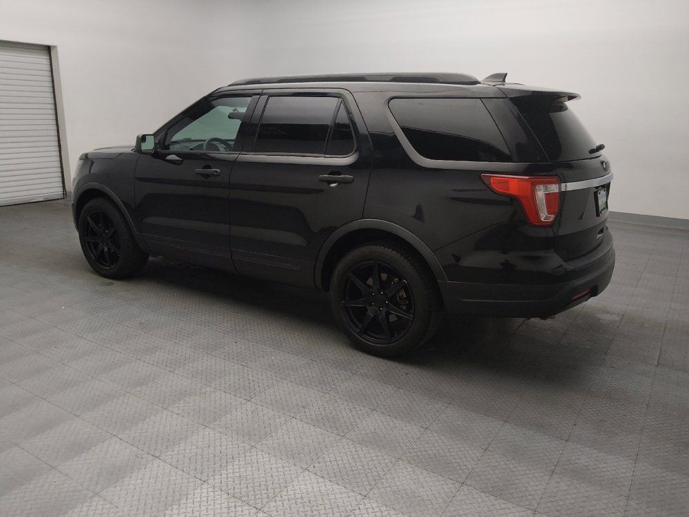 Used 2018 Ford Explorer FWD image 3