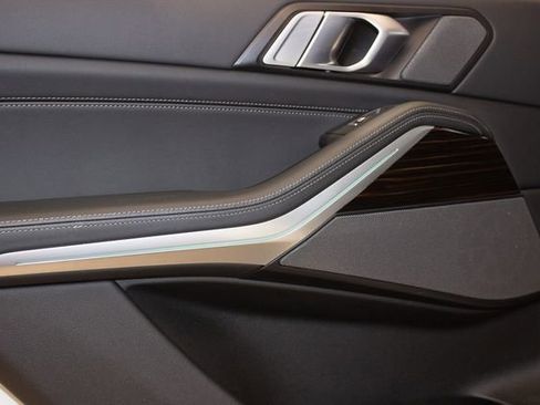 Used 2025 BMW X5 xDrive50e image 20