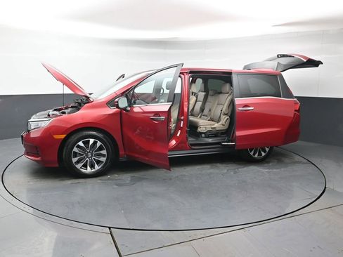 Used 2023 Honda Odyssey EX-L image 45