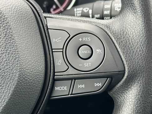 New 2025 Toyota RAV4 XLE image 28