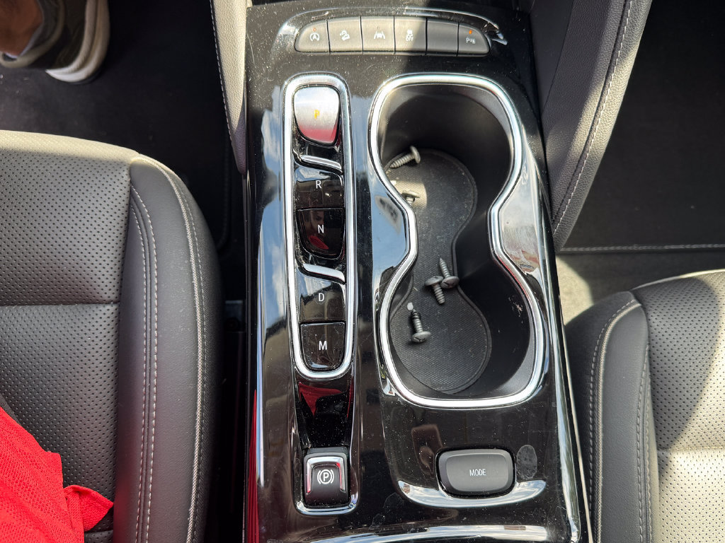 Used 2023 Buick Envision Essence AWD/4WD image 19