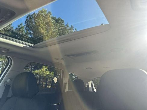 New 2025 Kia Telluride EX image 17