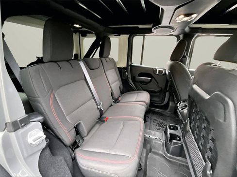 Certified 2023 Jeep Wrangler Unlimited Rubicon w/ Xtreme 35 Tire Package image 24