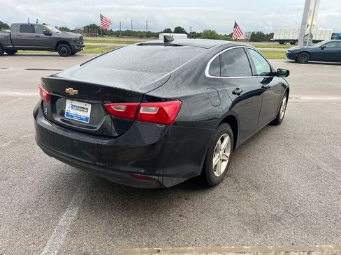 Used 2020 Chevrolet Malibu LS FWD image 4