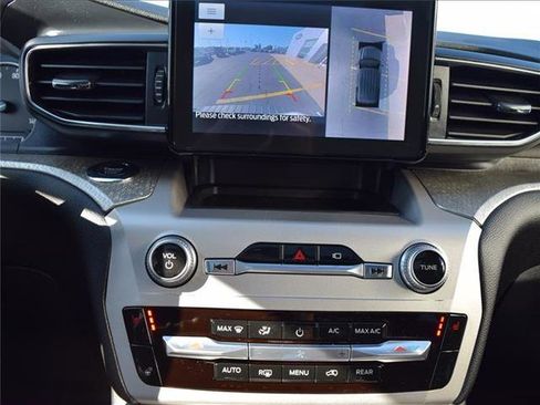 Used 2022 Ford Explorer Timberline image 10