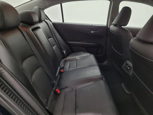 Used 2015 Honda Accord Touring image 19