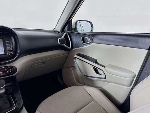 Used 2020 Kia Soul S image 26