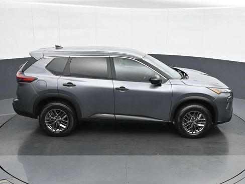 Used 2024 Nissan Rogue S AWD/4WD image 22
