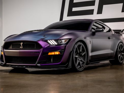 Used 2020 Ford Mustang Shelby GT500 w/ Carbon Fiber Track Pack RWD image 32