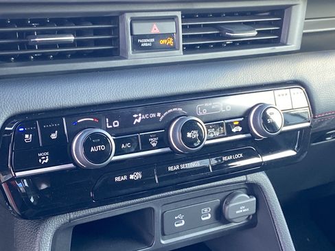 New 2026 Honda Pilot Black Edition image 35