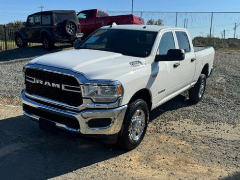 Used 2022 RAM 2500 Tradesman image 3
