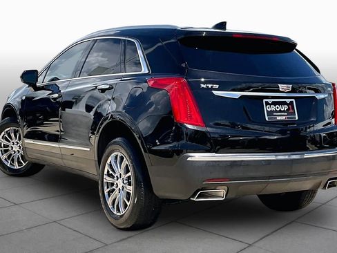 Used 2017 Cadillac XT5 FWD image 11