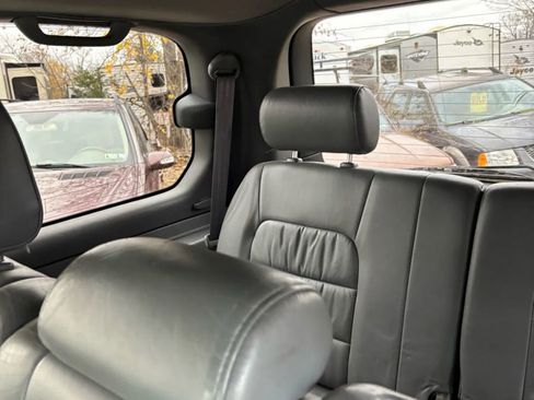 Used 2000 Lexus LX 470 4WD image 18