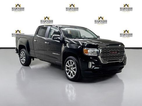 Used 2022 GMC Canyon Denali w/ Denali Black Edition Package AWD/4WD image 3