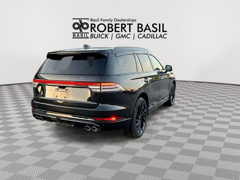 Used 2025 Lincoln Aviator Reserve w/ Jet Appearance Package AWD/4WD image 8