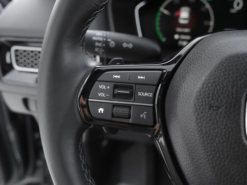 Used 2025 Honda Civic Sport image 19